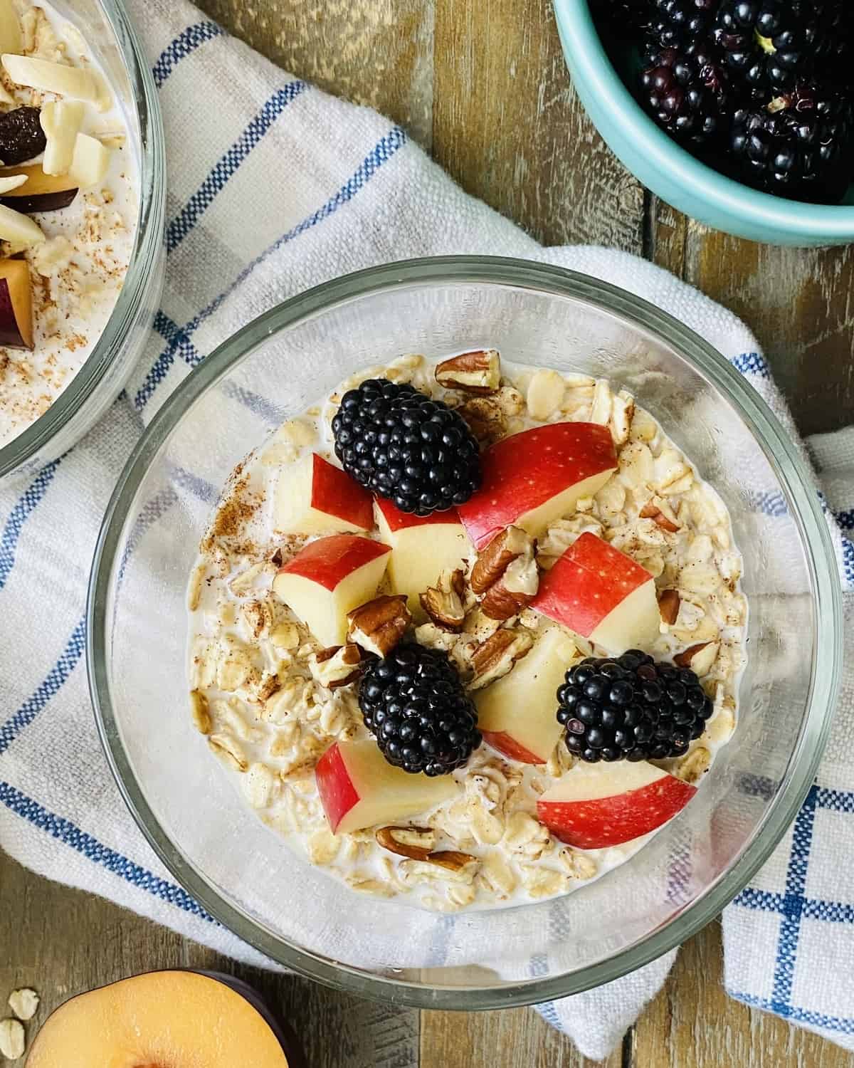 overnight oats with apples, blackberries and pecans