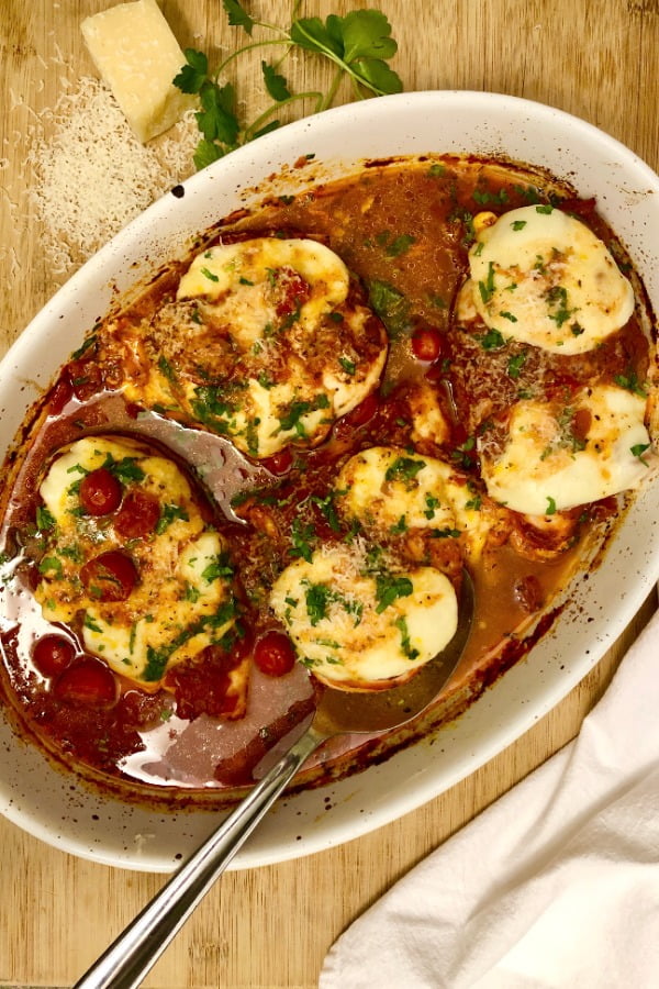 baking dish with baked chicken