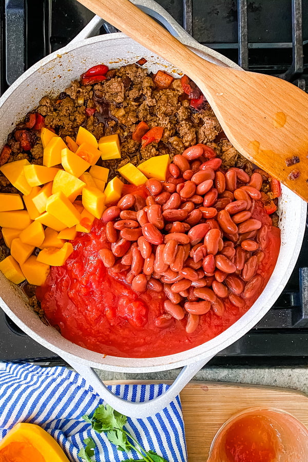 pan of chili with butternut squash