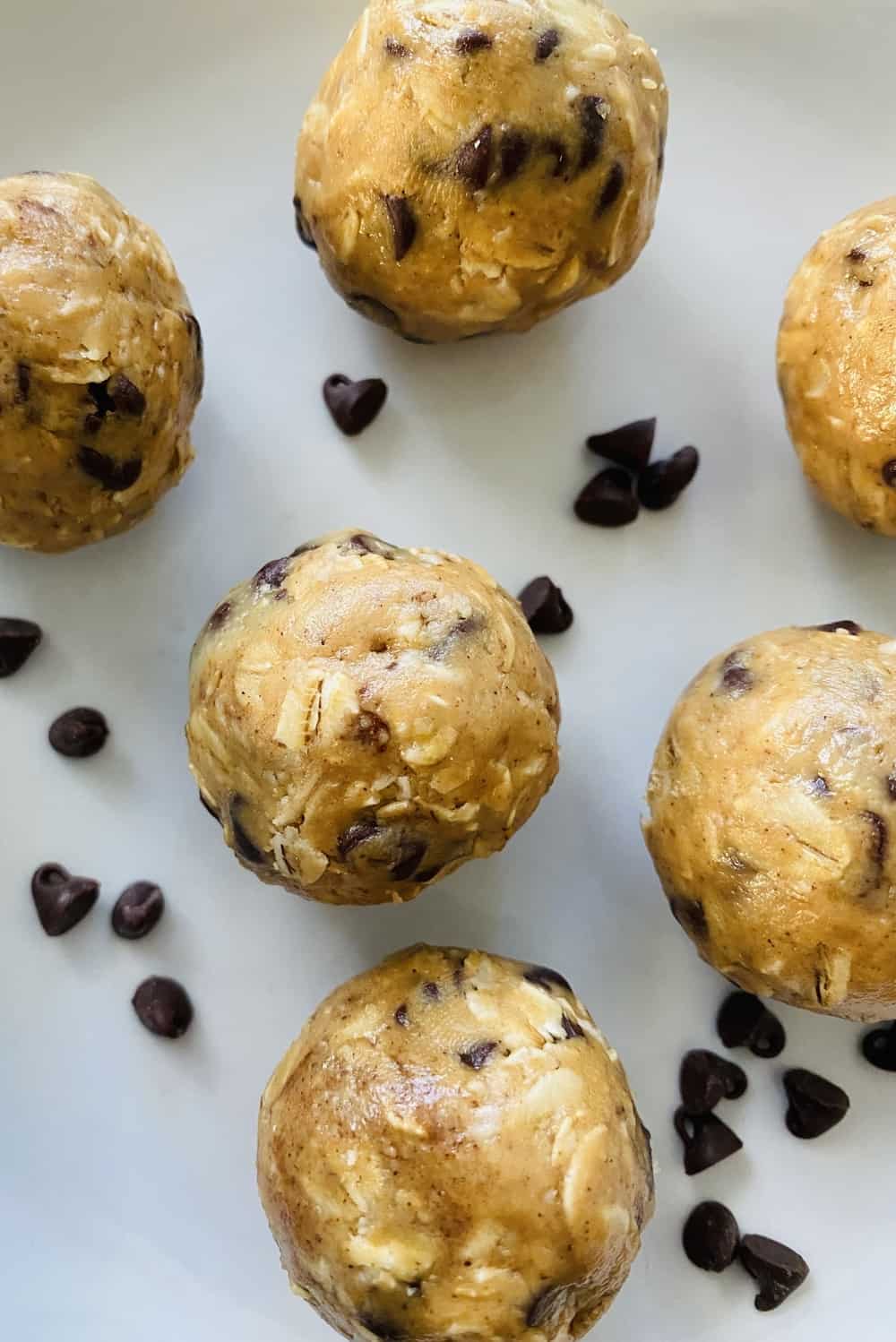 energy balls made with peanut butter and chocolate chips